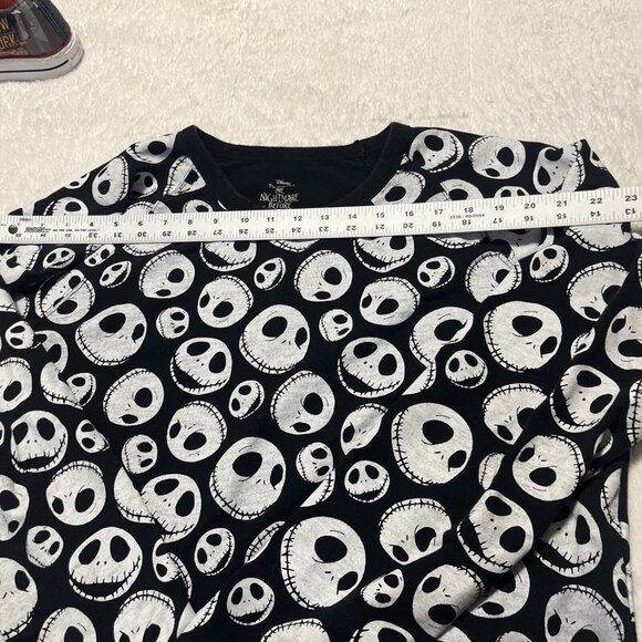 THE NIGHTMARE BEFORE CHRISTMAS Authentic Disney All-Over-Print Sweatshirt Large - Picture 5 of 9